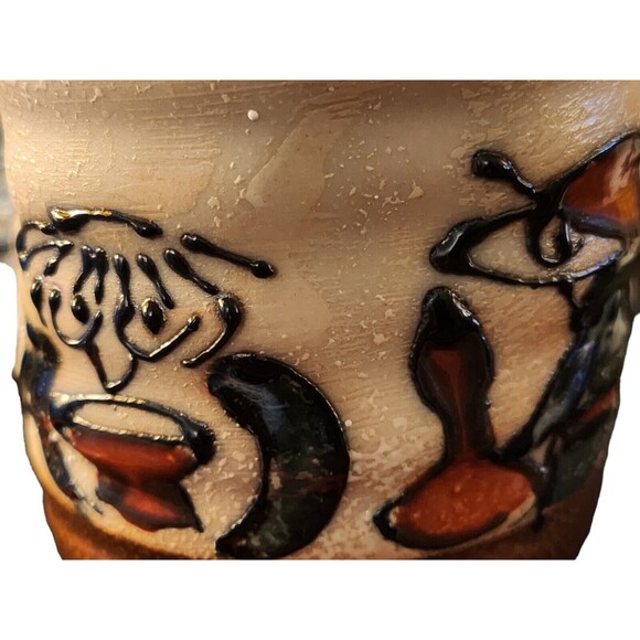 Japanese Daruma Yunomi Hand Painted Hand Made Cradling Teacup Mug 4.5" Tall - Picture 2 of 7